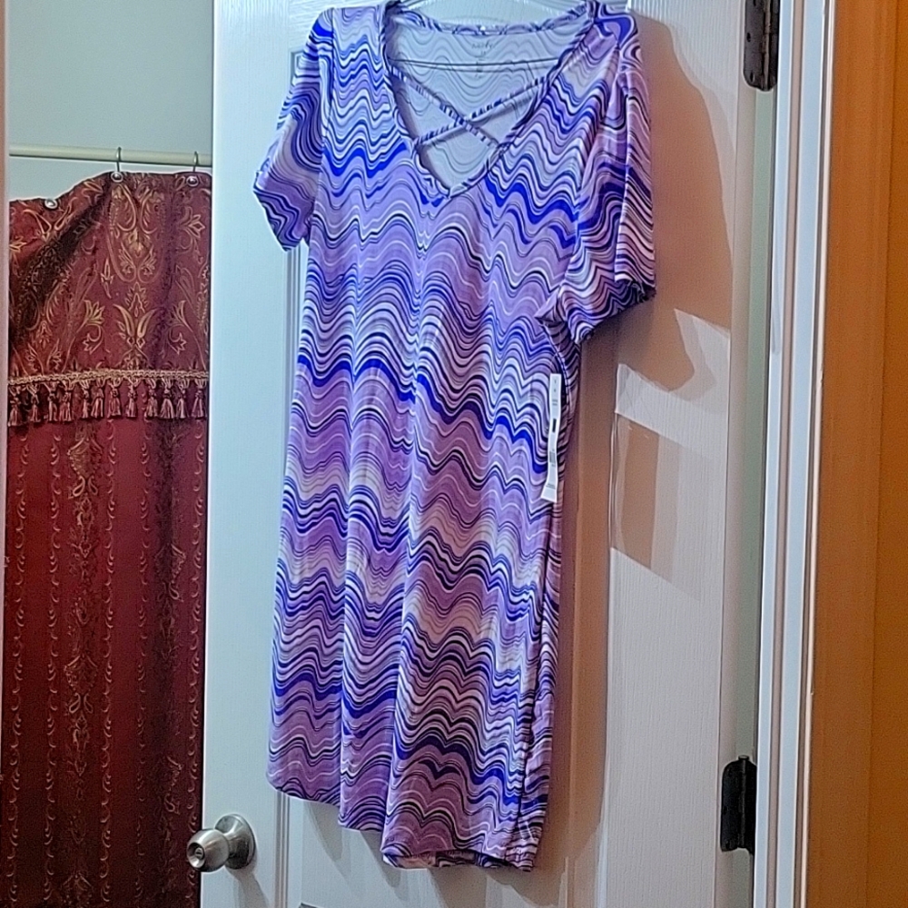 Ladies dress with strappy neck design